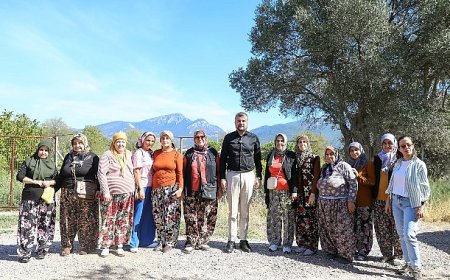 Başkan Görkem Duman, Dünya Kadın Çiftçiler Günü’nü kutladı