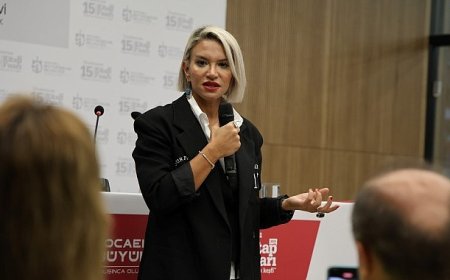 Buharalı, Kocaeli Kitap Fuarı’nda ruhsal yolculuğunu anlattı;  “Merkeze Allah’ın rızasını koyun”