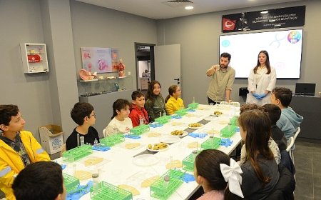 Nilüfer’de çocuklar muzdan DNA izolasyonu yaptı