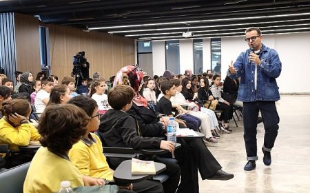 Yazar Basılı, Kitap Fuarı’nda çocukları eğlendirdi