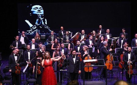 Efsane Soprano Leyla Gencer Bakırköy’de Anıldı