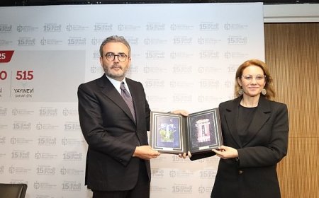 Mahir Ünal: Gerçeklik yoksa anlam da yoktur