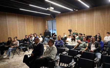 Kutlu’dan Tepük oyunu, Arpacı’dan Momo öyküsü