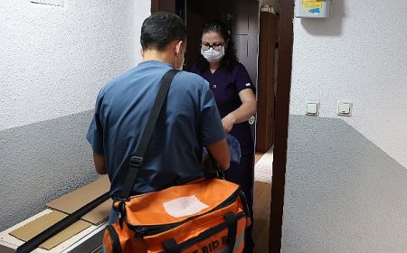 9 Ayda 1760 kişiye Evde Sağlık Hizmeti