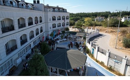 Nilüfer’de Yaşlılar Günü’nde kalpler gençleşti