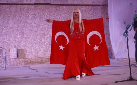 DJ Eva Başak’tan sokak hayvanları için anlamlı konser