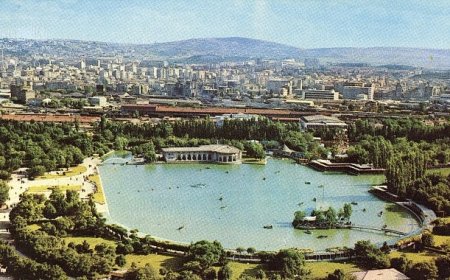 Salt, bu yıl 6 Ekim’de kutlanacak Dünya Mimarlık Günü kapsamında bir konuşma ile kent yürüyüşü düzenliyor