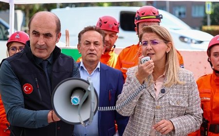 Bakırköy Belediyesi’nden eşzamanlı deprem tatbikatı