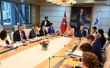 Moskova Hükümeti Bakanı’ndan Büyükşehir’e ziyaret