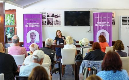 Bakırköy’de “Alzheimer ile Yaşamak” Söyleşisi