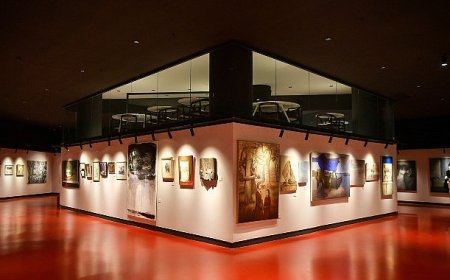 “Koleksiyonun Katmanları” Sergisi Galeri Beylikdüzü’nde Açıldı