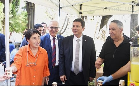 Başkan Aydın Muradiye’de vatandaşlarla bir araya geldi
