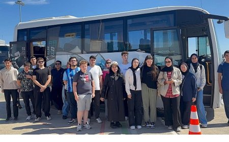İnegöl Belediyesi Gençleri Teknofest’e Götürüyor
