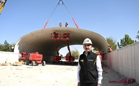 Başkan Altay Türkiye’de İlk Kez Denenen Teknikle İnşaatı Süren Köprülü Kavşağın Trafiği Rahatlatacağını Açıkladı