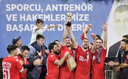 Gölcük Belediye Başkanlık Kupası’nda Şampiyon İhsaniyespor