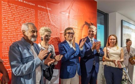 İki dev sanatçı Devrim Erbil ile Erol Evgin “Yan Yana”