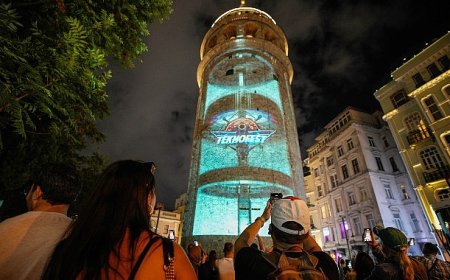 Galata Kulesi TEKNOFEST’in Işığıyla Parladı
