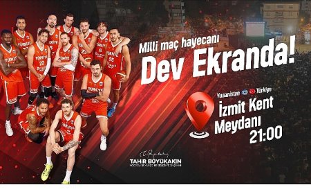 Milli maç Kent Meydanı’nda dev ekranda