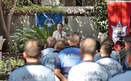 ​Konak’ta zabıta personeline anlamlı kutlama