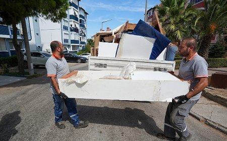 Gaziemir Belediyesi’nden mobilya atıklarına kalıcı çözüm