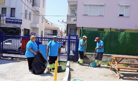 Çeşme Belediyesi’nden Yeni Eğitim-Öğretim Yılı Öncesi Büyük Temizlik