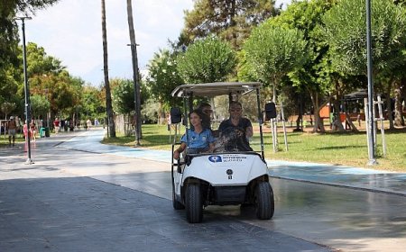 Büyükşehir’den Konyaaltı Sahili’nde temizlik seferberliği