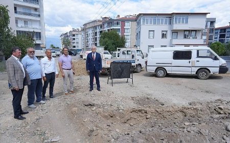 Başkan Deveciler Pazarbşı Caddesi’nde İncelemelerde Bulundu