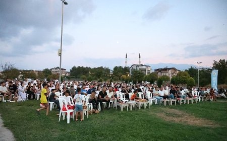 Milli Heyecan Kartepe’de Dev Ekranda Yaşandı