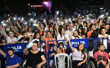 Salihli’de Aslı Güngör’den Unutulmaz Konser