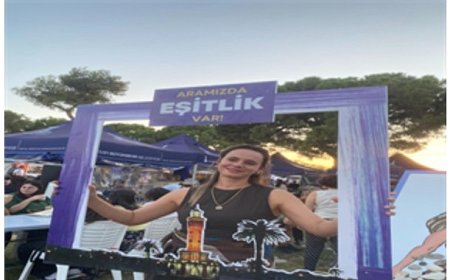Çocuklar, gençler ve kadınlar İEF’nin tadını çıkarıyor