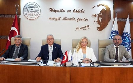 EÜ İletişim Fakültesi akreditasyon belgelerine kavuştu