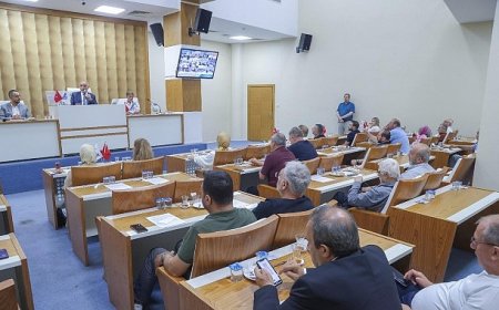 Başkan İbrahim Sandıkçı: “Yaşamı kolaylaştıran ve yaşama değer katan hizmetleri hemşehrilerimizle buluşturuyoruz”
