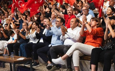 Balçovalılar Sevcan Orhan’la coştu