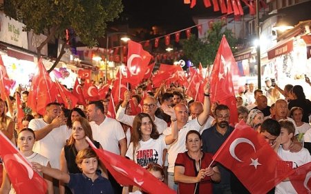 Çeşme’de 30 Ağustos Zafer Bayramı Coşkusu