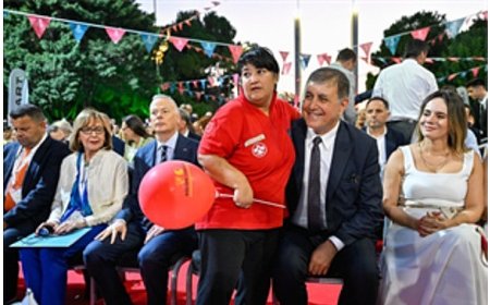 İzmir Enternasyonal Fuarı’na ilk gününde büyük ilgi