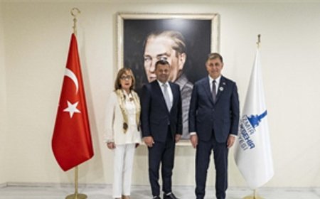 Tugay: Bosna’nın İzmir’i, İzmir’in Bosna’yı tanımasını istiyoruz