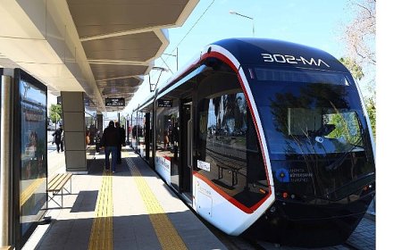 Büyükşehir’e ait toplu ulaşım araçları