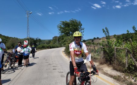 Tandem bisikletlerle Kocaeli’de umuda pedal çevirdi