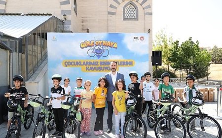 “Güle Oynaya Camiye Gel” Projesi Kapsamında Çocuklar Bisikletlerine Kavuşmaya Devam Ediyor