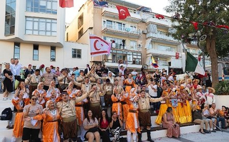 Halk Dansları Festivali’nden coşku dolu açılış