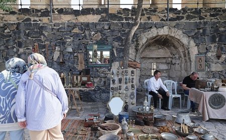 Tarihi Kale, İlk Kez Bir Antika Pazarına Ev Sahipliği Yaptı
