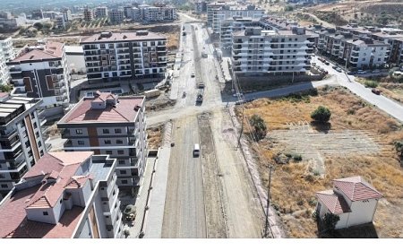 Yollar Büyükşehir’le Güzelleşiyor…