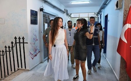 Çeşme Belediyesinden okullarda yenileme çalışması