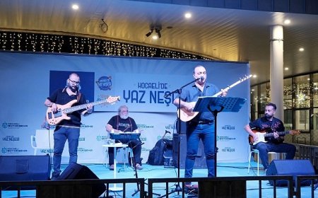 Bu konser Kocaelilileri mest etti