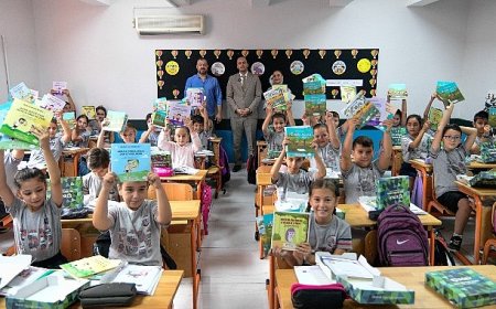 Kırtasiye desteği Bornova Belediyesi’nden hayaller çocuklarımızdan!