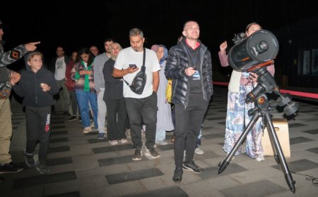 12 bin gökyüzü tutkunu uzayı keşfetti