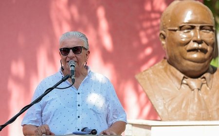 “İzmir Baba” Konak’ta anıldı