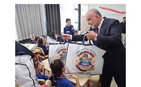Canik Belediyesi’nden Çanta ve Kırtasiye Desteği