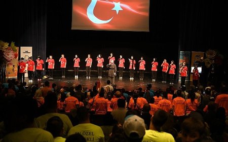 Özel Gençler Yaz Okulunu Coşkulu Şekilde Tamamladı
