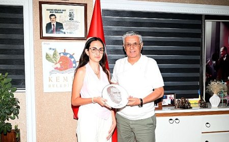 Derece yapan öğrenciden Başkan Topaloğlu’na teşekkür ziyaret